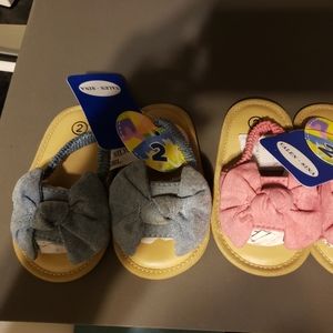 Brand new Baby girl size 2 sandals